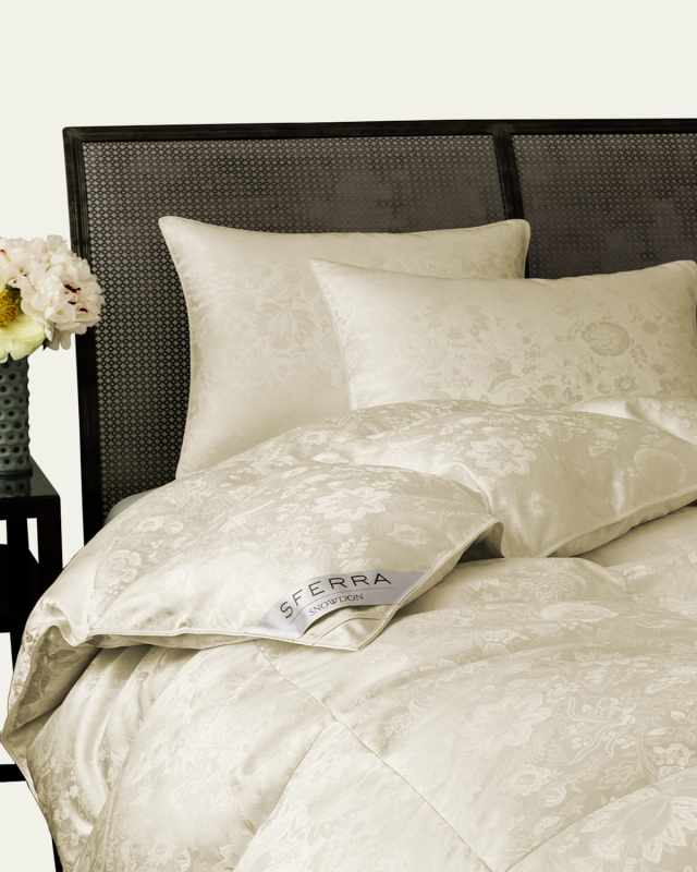 900-Fill European Down Soft Queen Pillow